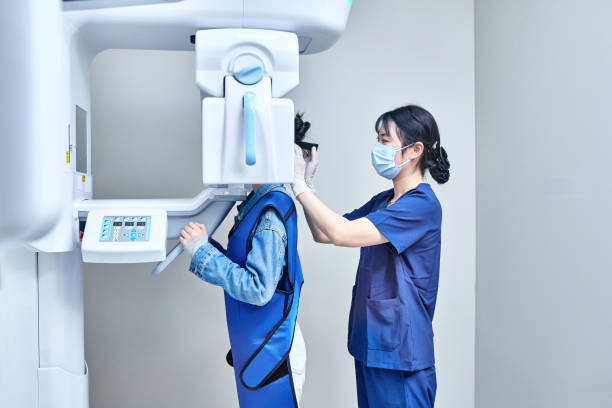 Best Emergency Dental Care for Broken or Chipped Teeth in De Motte, IN